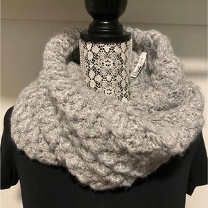 【New】Aldo Soft Gray Knit Scarf - one size